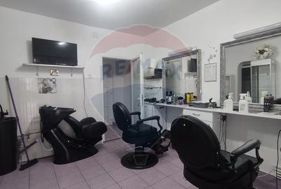 Spațiu comercial, de 34 mp, în Central - 4