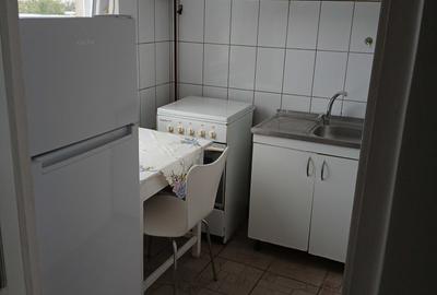 Garsonieră semidecomandată în Girocului