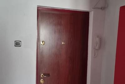 Apartament cu 3 camere în Traian - 3