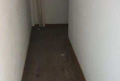 Spațiu comercial, de 340 mp, în Central - 7