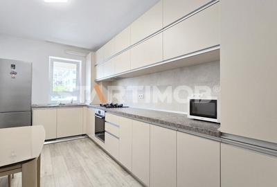 Apartament cu 3 camere decomandat, mobilat în Tractorul - 5