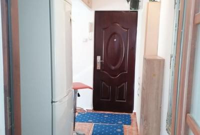 Apartament cu 2 camere în Micro 15