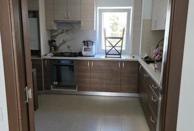 Apartament cu 3 camere decomandat în Nord