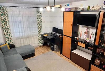 Apartament cu 3 camere decomandat în Scriitorilor