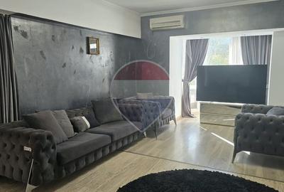 Apartament cu 3 camere decomandat, mobilat în Unirii