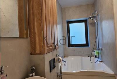 Casă cu 5 camere cu Teren 534 Mp în Central - 13