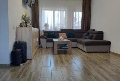 Casă cu 5 camere cu Teren 403 Mp în Central - 17