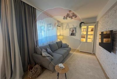 Apartament cu 3 camere decomandat, mobilat în Timpuri Noi