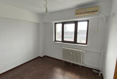 Apartament cu 4 camere decomandat în Amzei - 9
