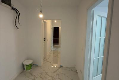 Apartament cu 3 camere decomandat în Dristor - 2
