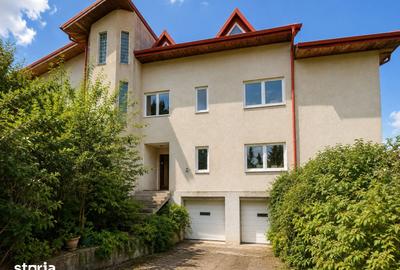 Casă cu Teren 2117 Mp în Central