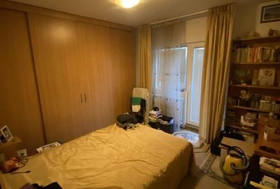 Apartament cu 4 camere decomandat în Tei - 2