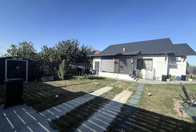 Casă cu Teren 360 Mp în Mărgineni