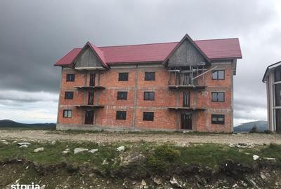 Casă cu Teren 360 Mp în Baia de Fier