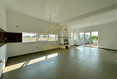 Duplex cu 5 camere cu Canalizare în Becicherecu Mic - 2