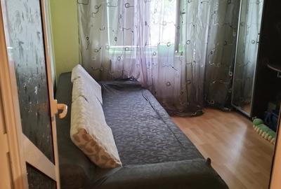 Garsonieră decomandată în Zahana