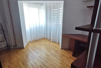 Apartament cu 4 camere decomandat în Exterior Vest - 13