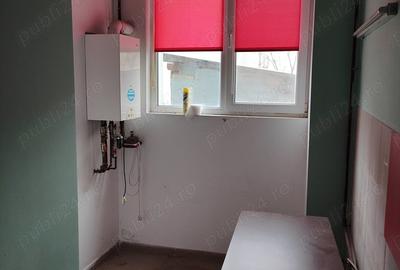 Spațiu comercial, de 80 mp, în Central - 1