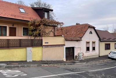 Casă cu 2 camere cu Teren 90 Mp în Centrul Istoric - 2
