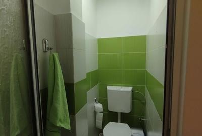 Spațiu comercial, de 65 mp, în Moinești - 1