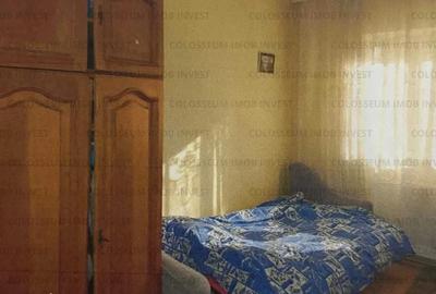 Apartament cu 3 camere decomandat în Astra