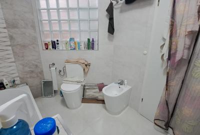 Casă individuală cu 4 camere cu Canalizare în Central - 6