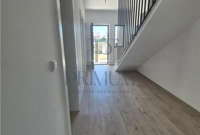Duplex cu 4 camere cu Canalizare în Aeroport - 3