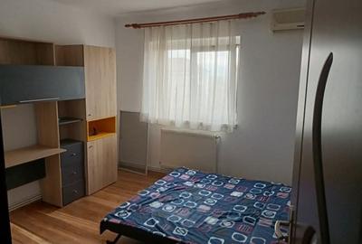 Apartament cu 2 camere decomandat în Ștrand - 1