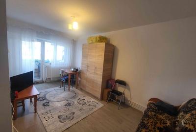 Apartament cu 2 camere decomandat în Central - 1