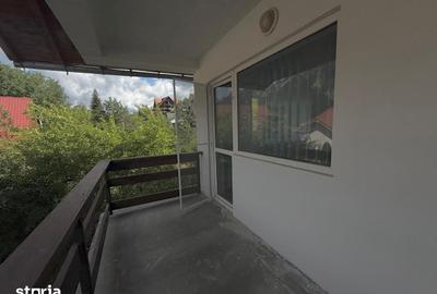 Casă cu 5 camere cu Teren 377 Mp în Zamora - 4