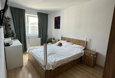 Apartament cu 2 camere decomandat în Tractorul - 2