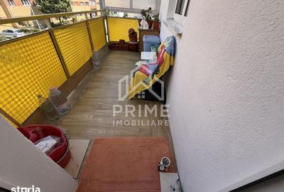 Apartament cu 3 camere în Cetate