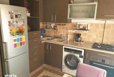 Apartament cu 3 camere decomandat în Cantacuzino - 2