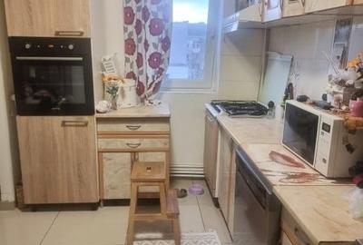 Apartament cu 2 camere decomandat în Dacia