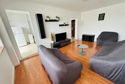 Apartament cu 3 camere decomandat, mobilat în Titulescu