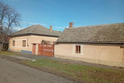 Casă cu 3 camere în Central - 1