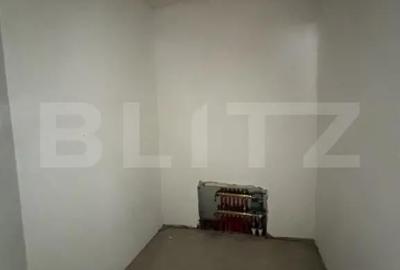Casă cu 4 camere cu Teren 400 Mp în Central - 2