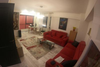 Apartament cu 4 camere decomandat, mobilat în Central