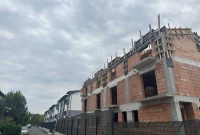 Casă cu 4 camere în Titan