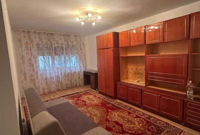 Apartament cu 3 camere decomandat în Exterior Vest - 2