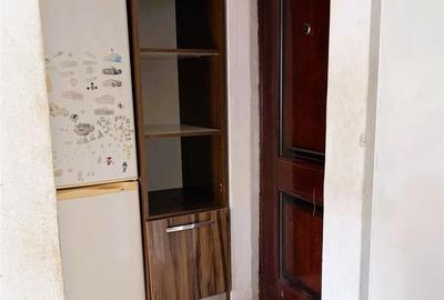 Apartament cu 3 camere semidecomandat în Valenta - 1