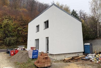 Casă cu 3 camere cu Teren 262 Mp în Central