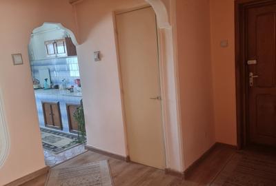 Apartament cu 3 camere decomandat în Nord - 4