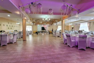 Hotel/Pensiune, de 1,600 mp, în Reghin