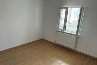 Apartament cu 4 camere decomandat în Vitrometan - 6