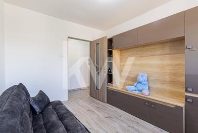 Apartament cu 3 camere decomandat, mobilat în 13 Decembrie - 10