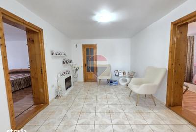 Casă cu 4 camere cu Teren 320 Mp în Central