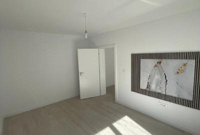 Apartament cu 2 camere decomandat în Neptun - 2