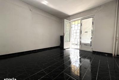 Spațiu comercial, de 40 mp, în Central
