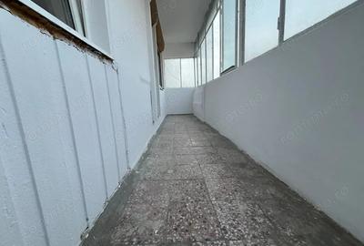 Apartament cu 3 camere semidecomandat în Take Ionescu